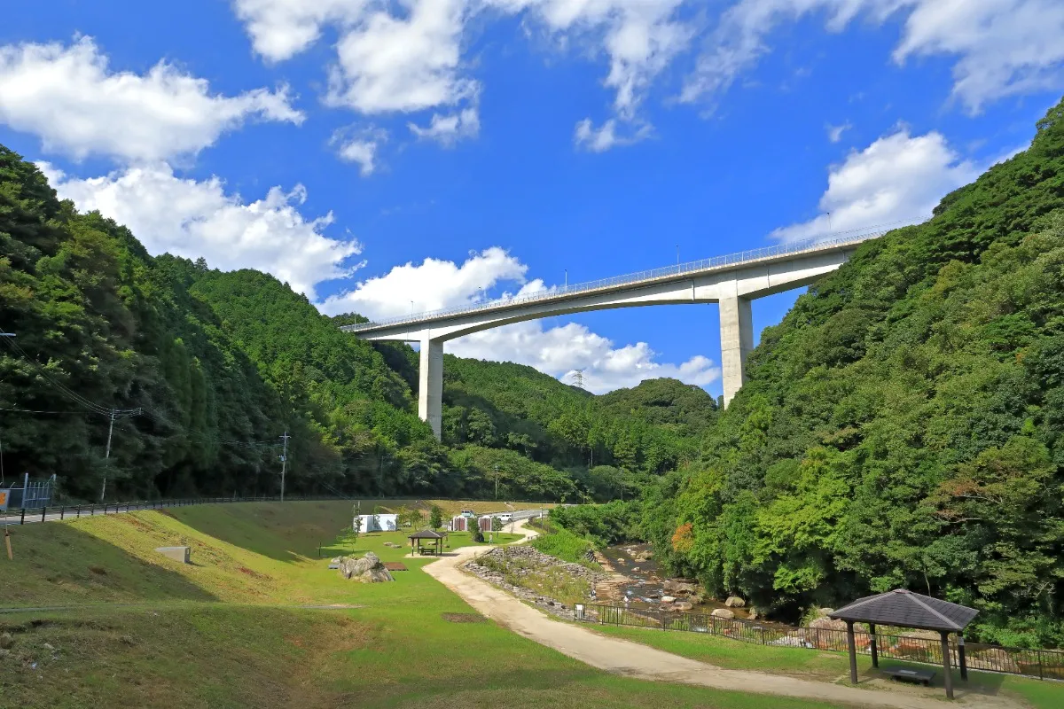 写真：GOKAYAMA CROSS RIVER PARK
