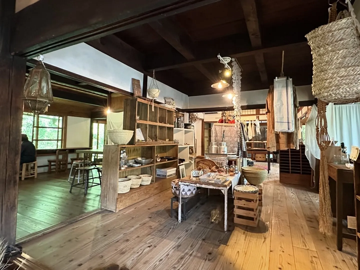 写真：素素の店内